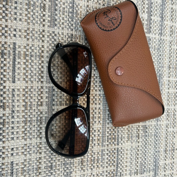 Ray-Ban Black and Brown Leather Bag Ray-Ban Black and Brown Sunglasses Bag Classic Design main image 4